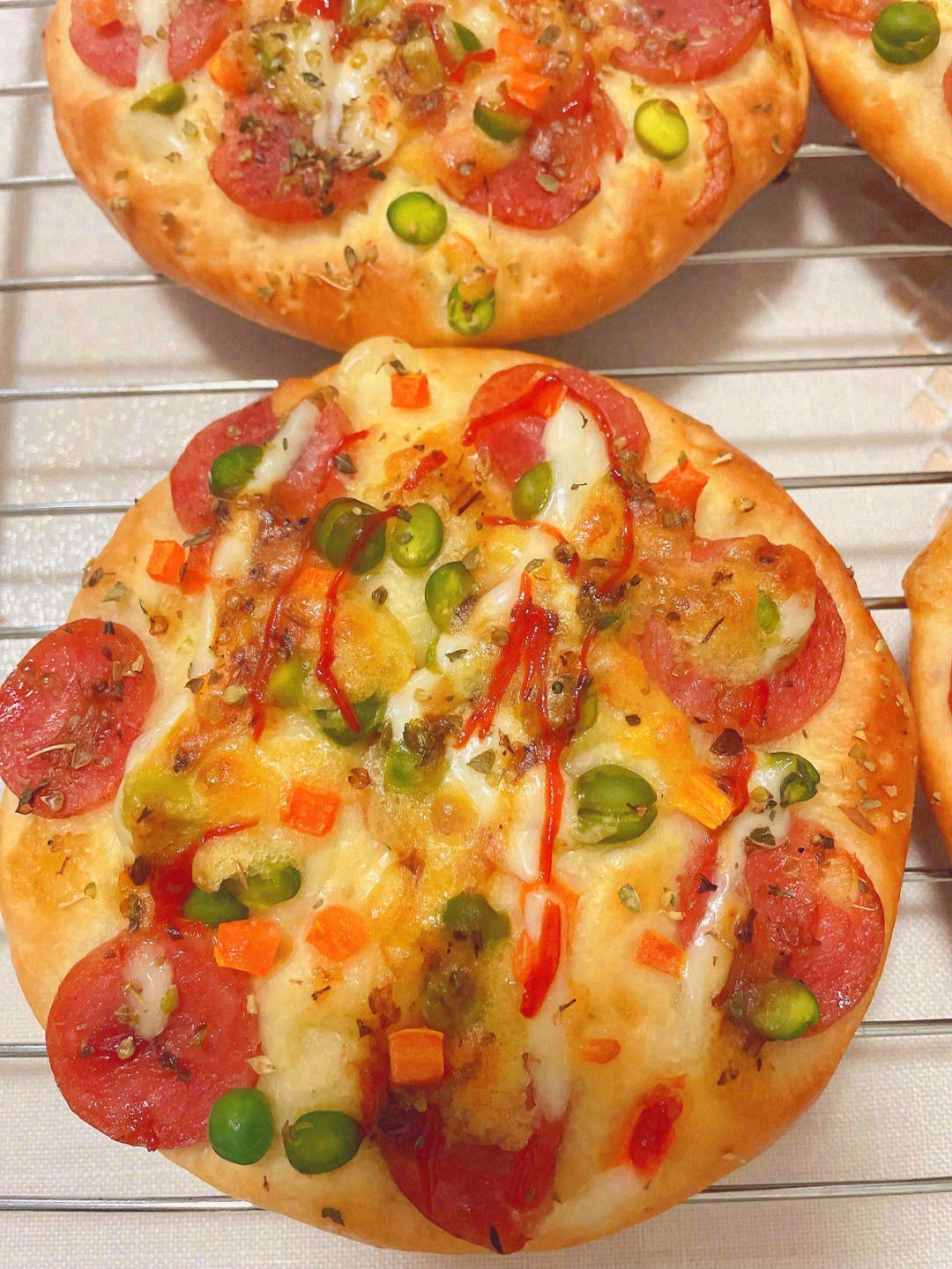 丹麦披萨🍕香肠多多，酥香饼底，层次丰富👏 配图2