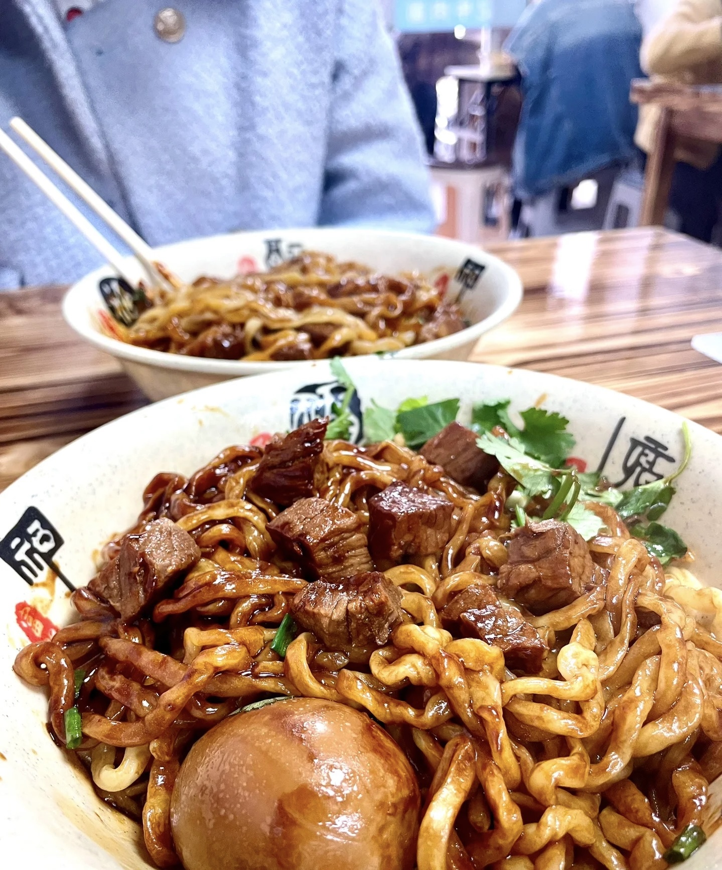 面馆新张，美味登场！精湛厨艺，呈现经典面 配图1