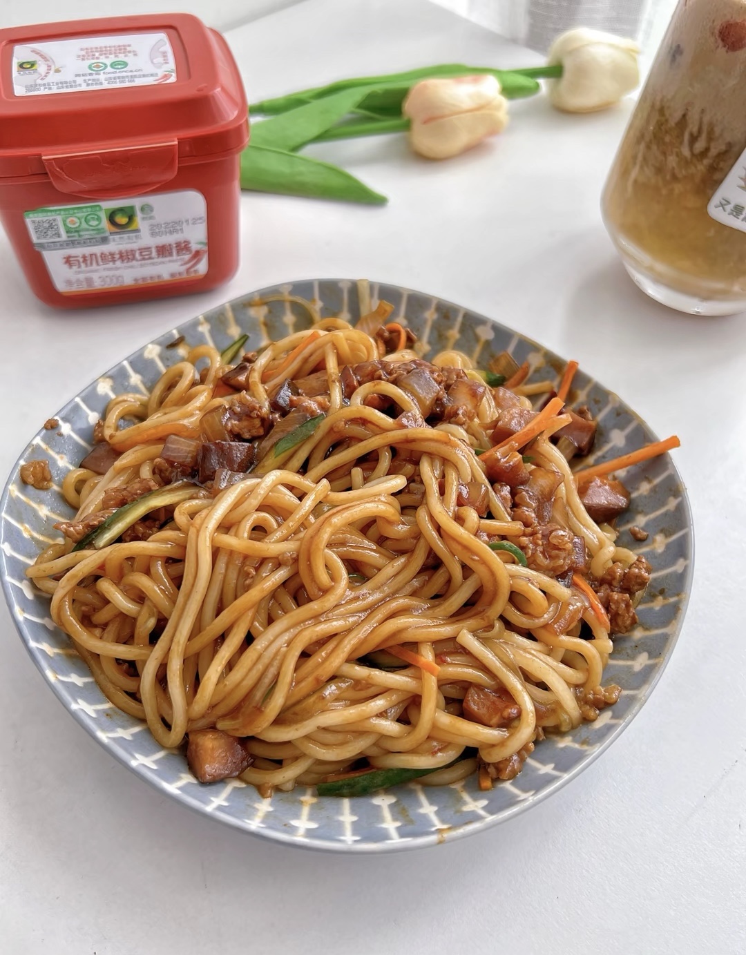 你有山珍海味的快乐，我有炸酱面的幸福，粗 配图1