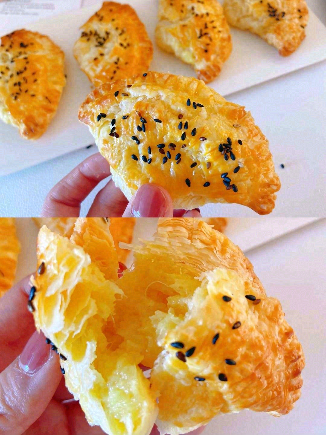 🥟表皮酥脆，肉嫩香糯🍰闻起来一股淡淡的香 配图1