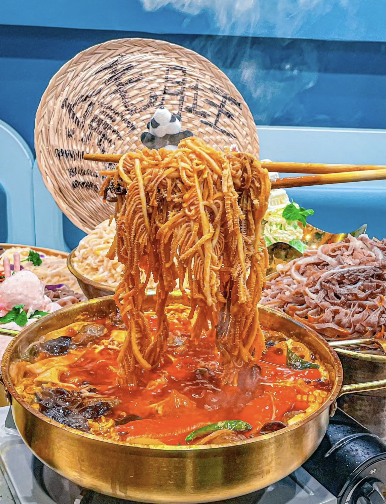 来一场与毛肚的热辣邂逅！脆嫩毛肚，在滚烫 配图1