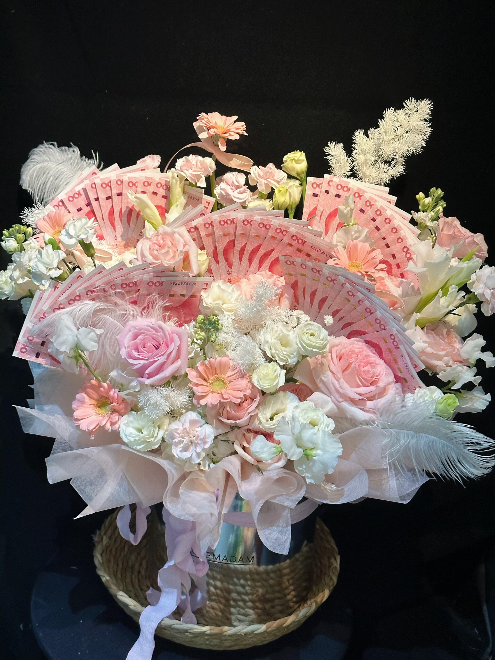 生日限定“有钱花抱抱桶”来啦 祝你新的一 配图2