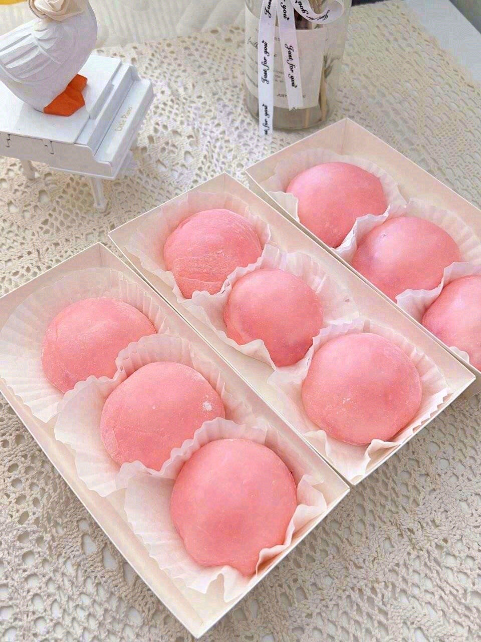 新品草莓雪媚娘上线🥁🥁 内馅包含了一整颗 配图3