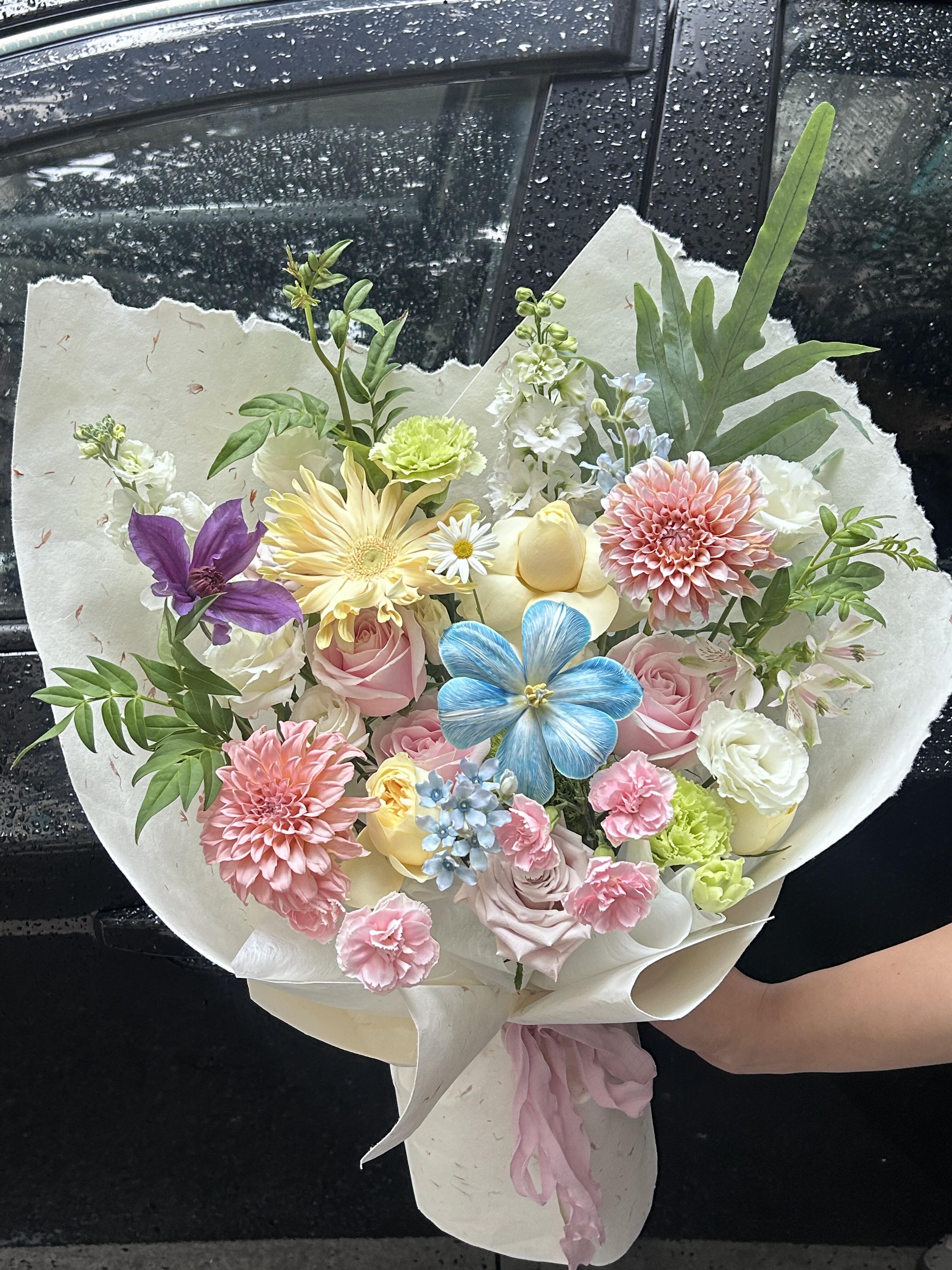 生日给自己的花💐 是浪漫也是底气 不必等 配图1