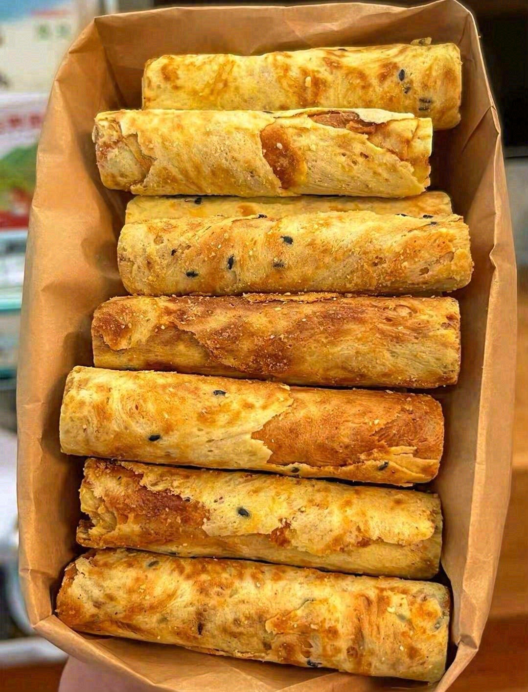 🌟色泽金黄，酥心暖意； 咬一口😋，香酥可 配图2