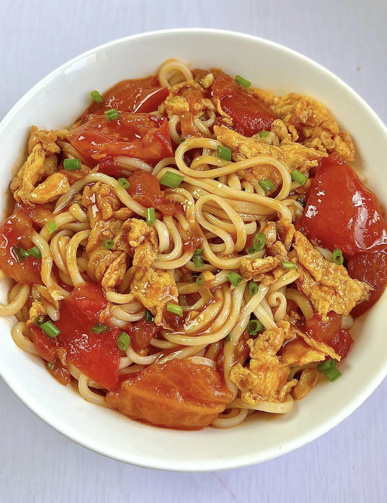 🍜红彤彤的西红柿🍅，金黄的鸡蛋🥚，搭配在 配图2