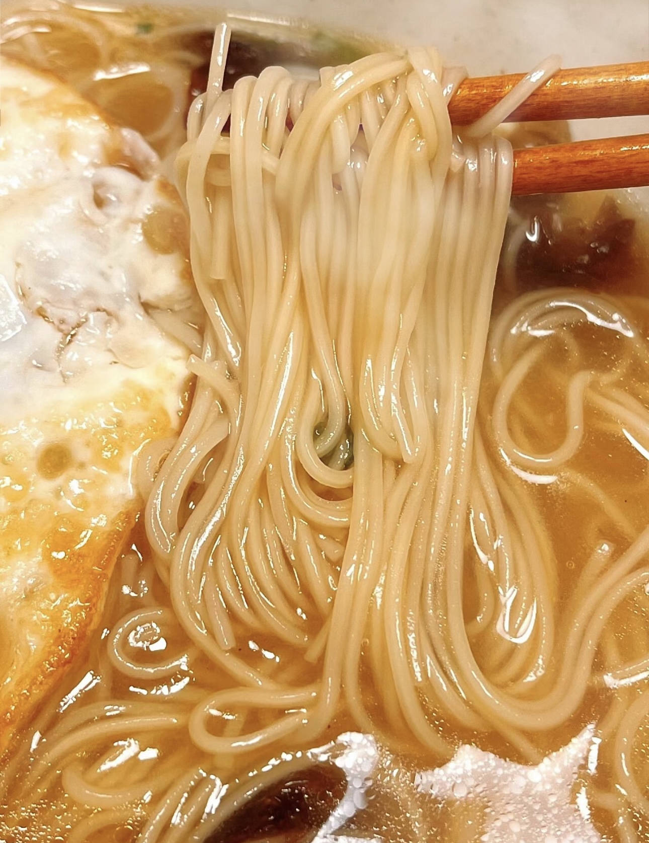 龙须面，细如发丝，爽滑劲道。每一根都承载 配图2