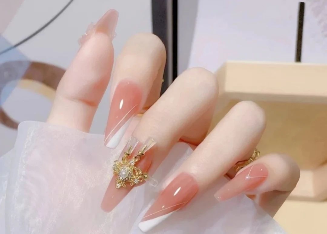 和上帝许个愿🍑 希望小仙女的指尖💅 都能
