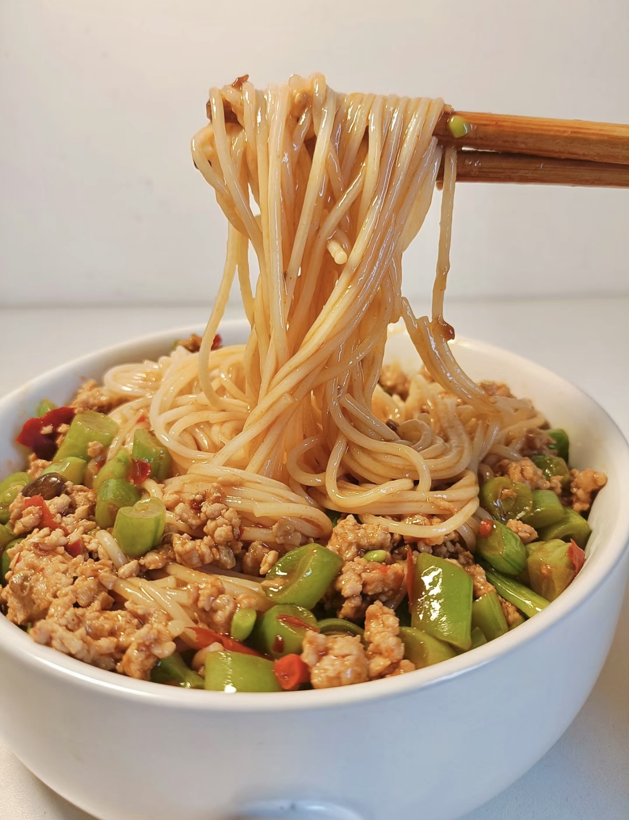 一碗豆角肉酱面，是对美味的深情告白。豆角 配图2
