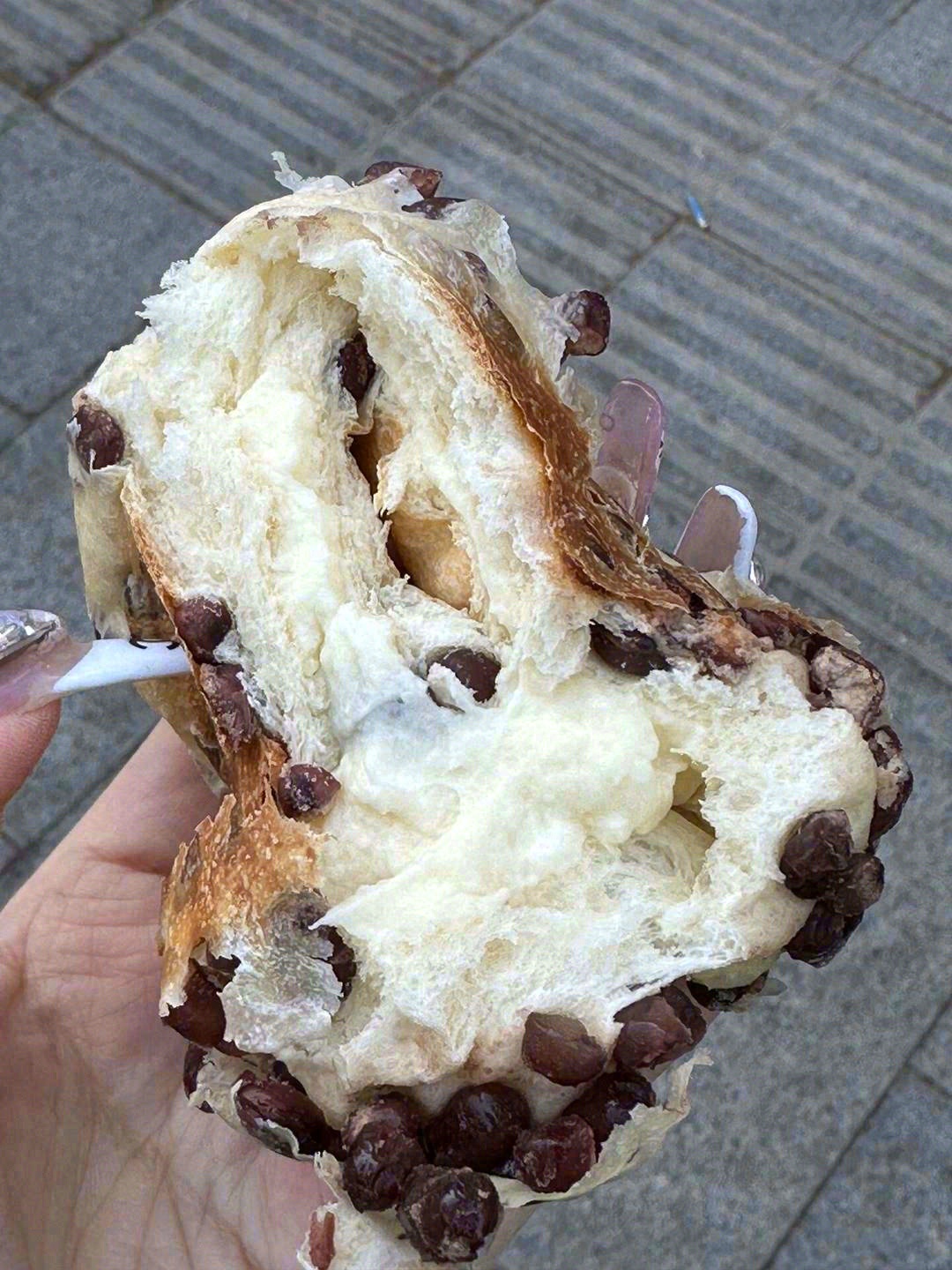 🍪香甜松软，奶香奶香的🥛 有满满的红豆还 配图1