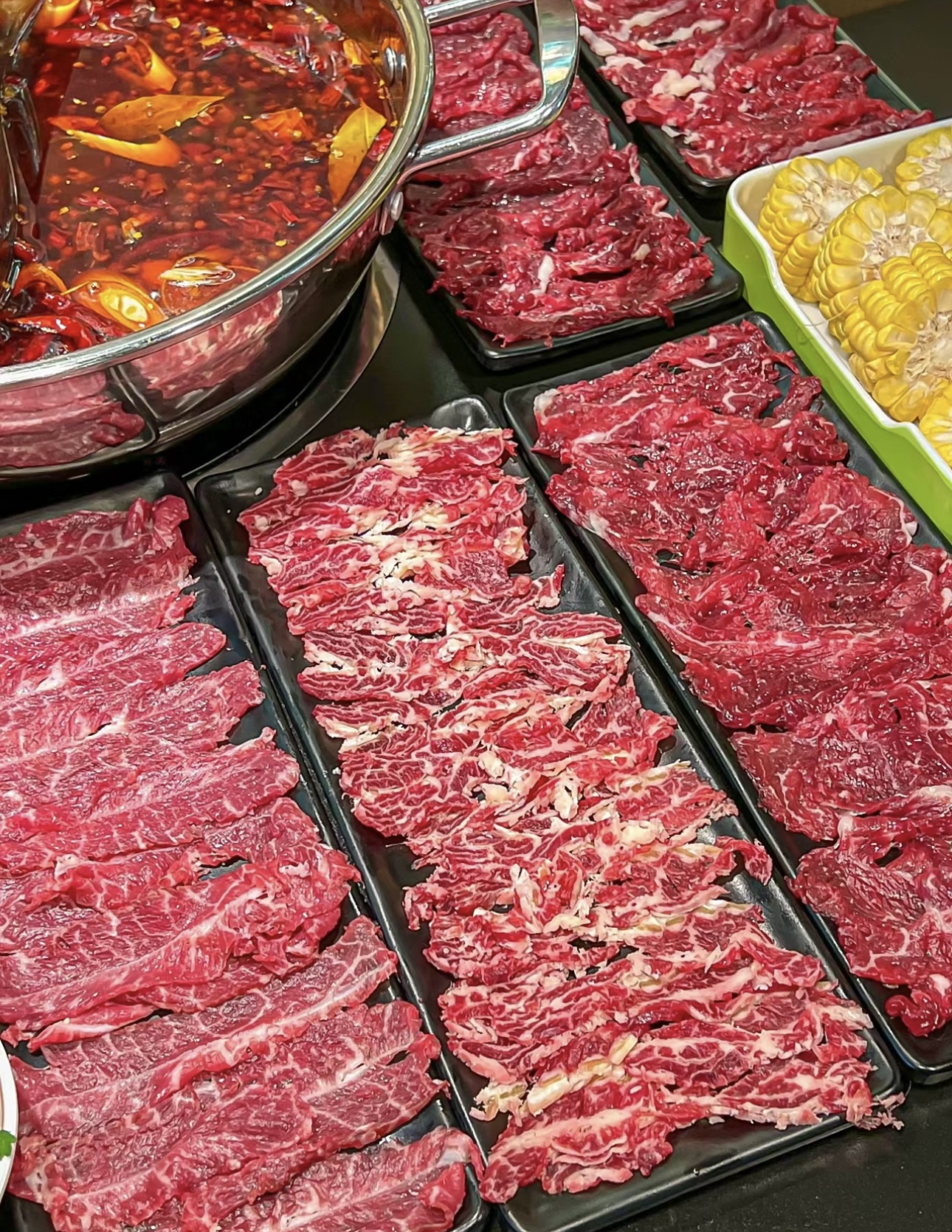 潮汕牛肉火锅，一场鲜美的味蕾盛宴！每一片 配图2