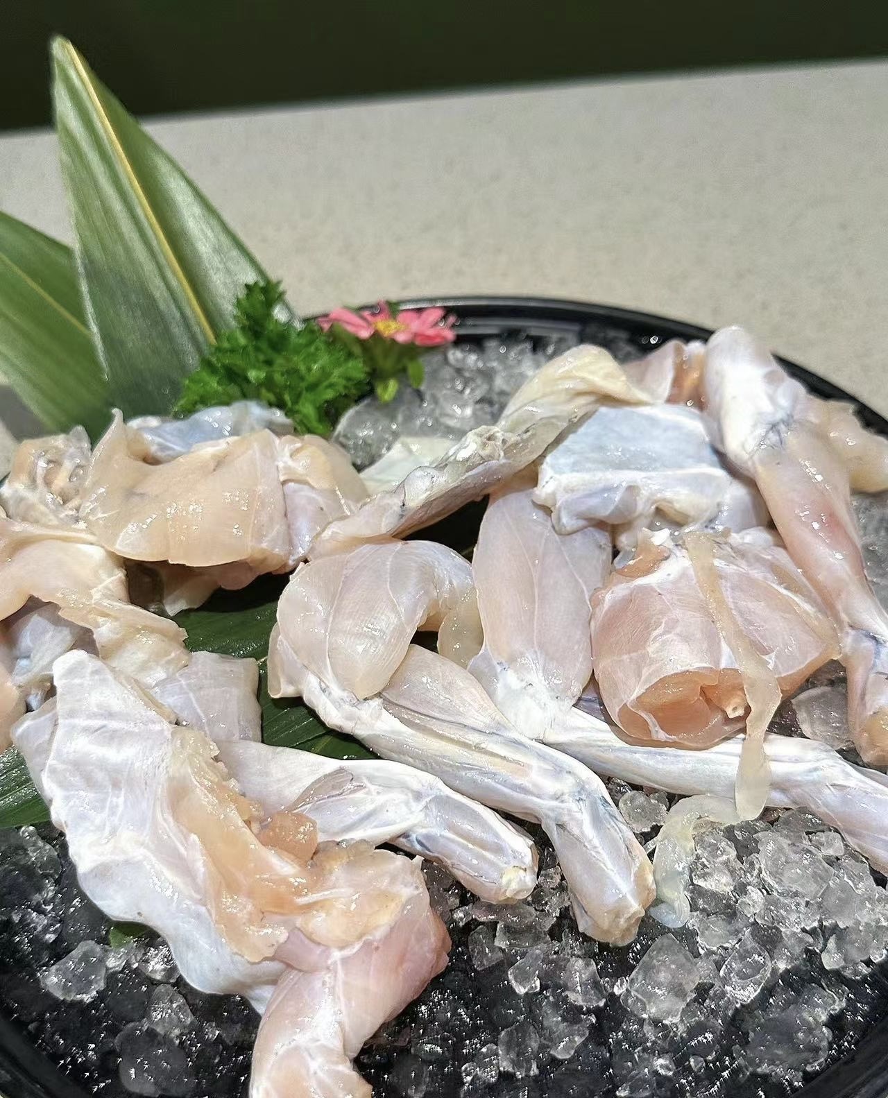 醇香的汤底，新鲜的食材，舌尖上的盛宴，心 配图2