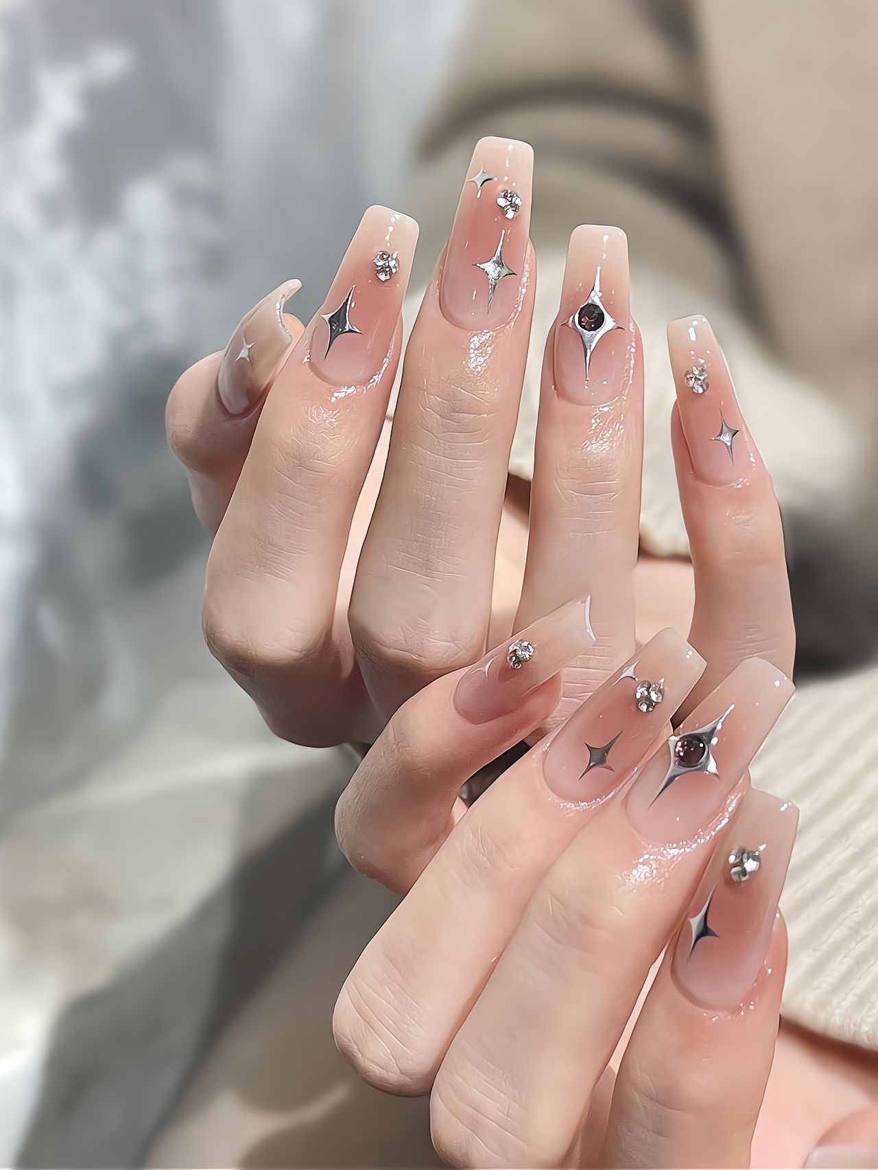 🌙˚₊‧ ˚₊‧✩是一眼就心动的美甲吖  配图3
