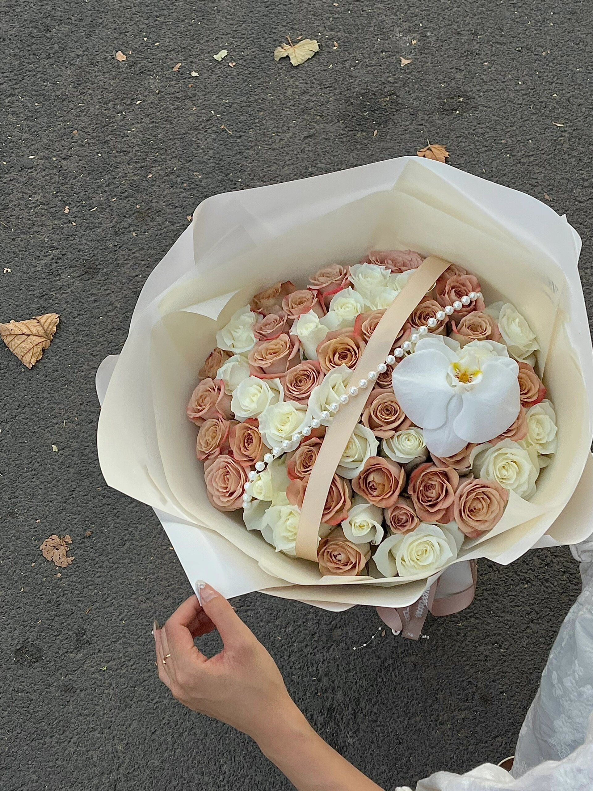 卡布奇诺混搭花束 一束花的仪式感💐真的能 配图1