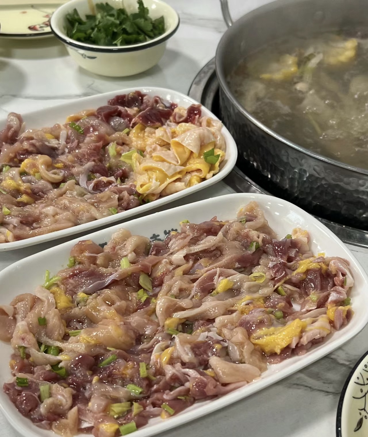 现杀的土鸡，没涮肉前喝一碗，汤很清甜，药 配图1
