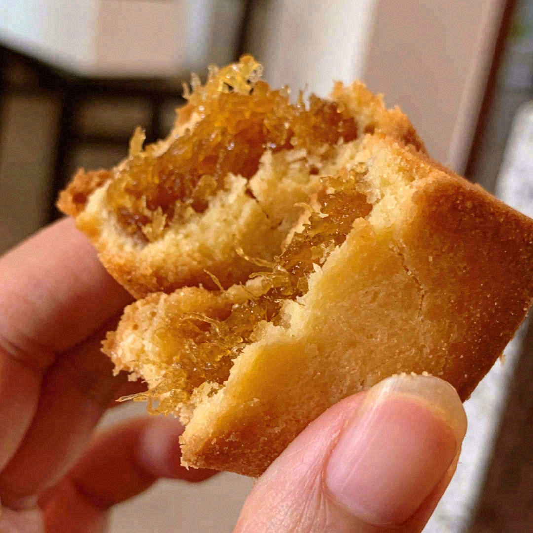 酥而不散的外皮包裹着酸甜适中的馅料🥞，再 配图3