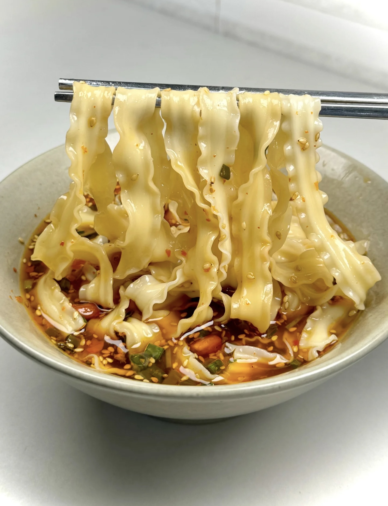 😜宝子们，香惨啦😜！🍜这碗刀削面，简直是 配图3