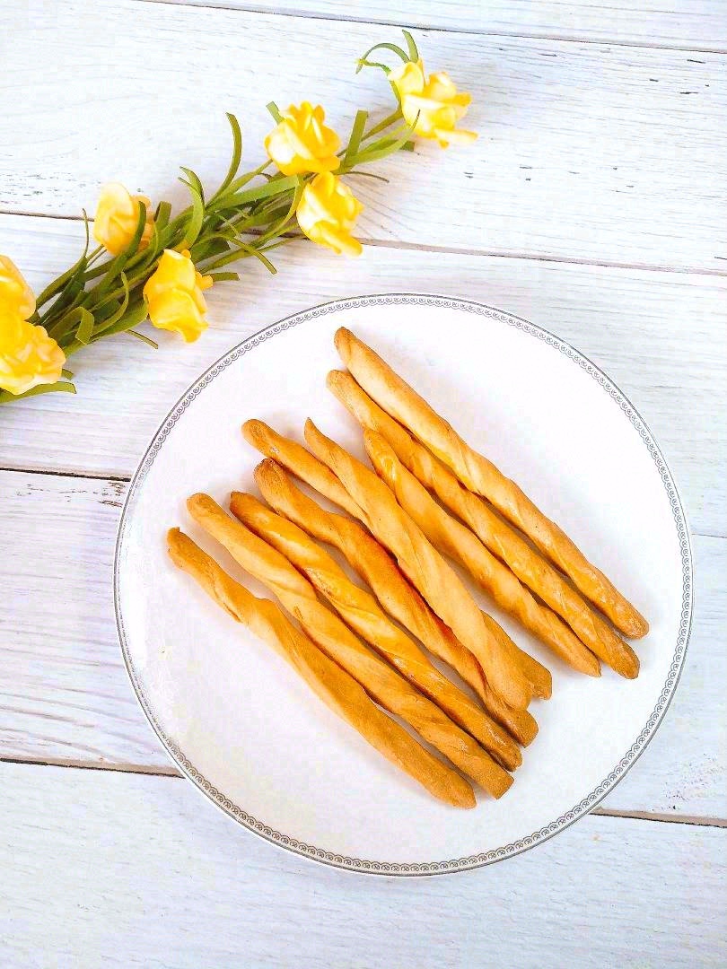 🥖阿拉棒芝士味浓郁，一口下去嘎嘣脆💥好吃 配图1