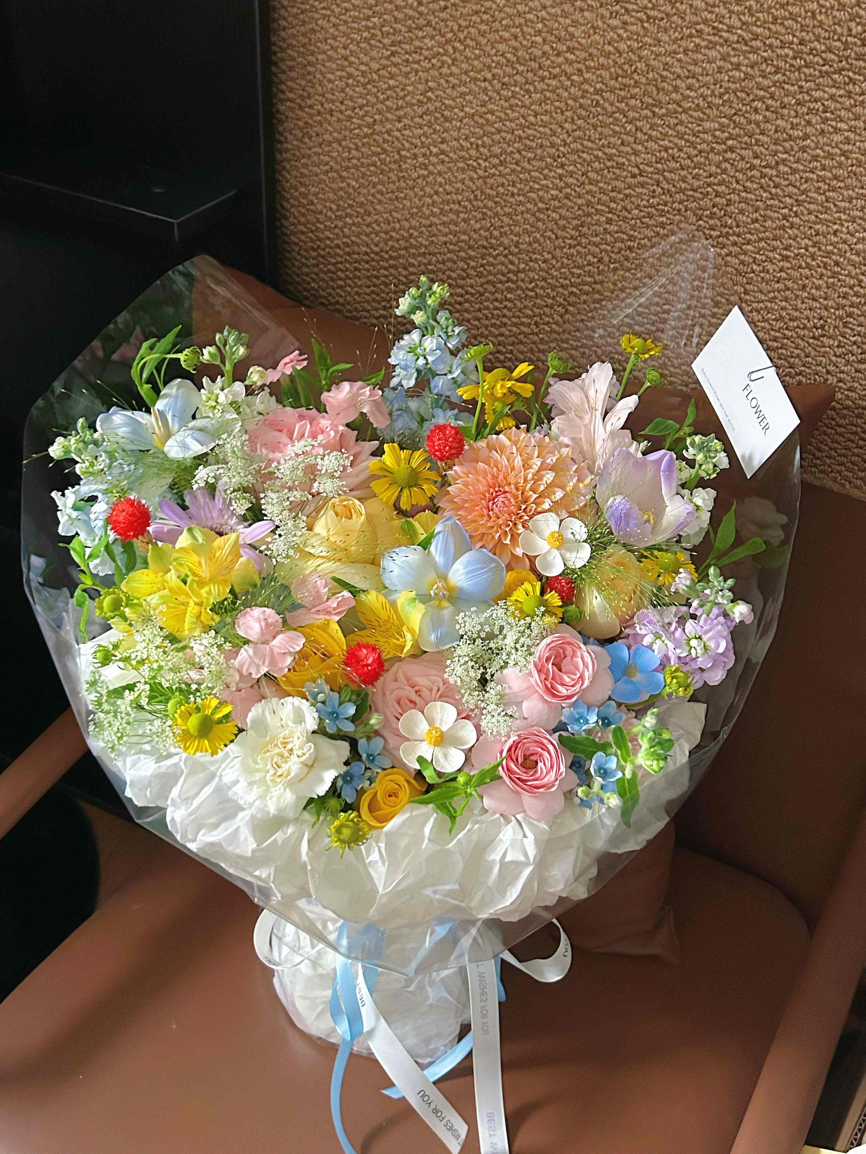 缤纷森系花束💐 简直氛围感天花板 拍照巨 配图3