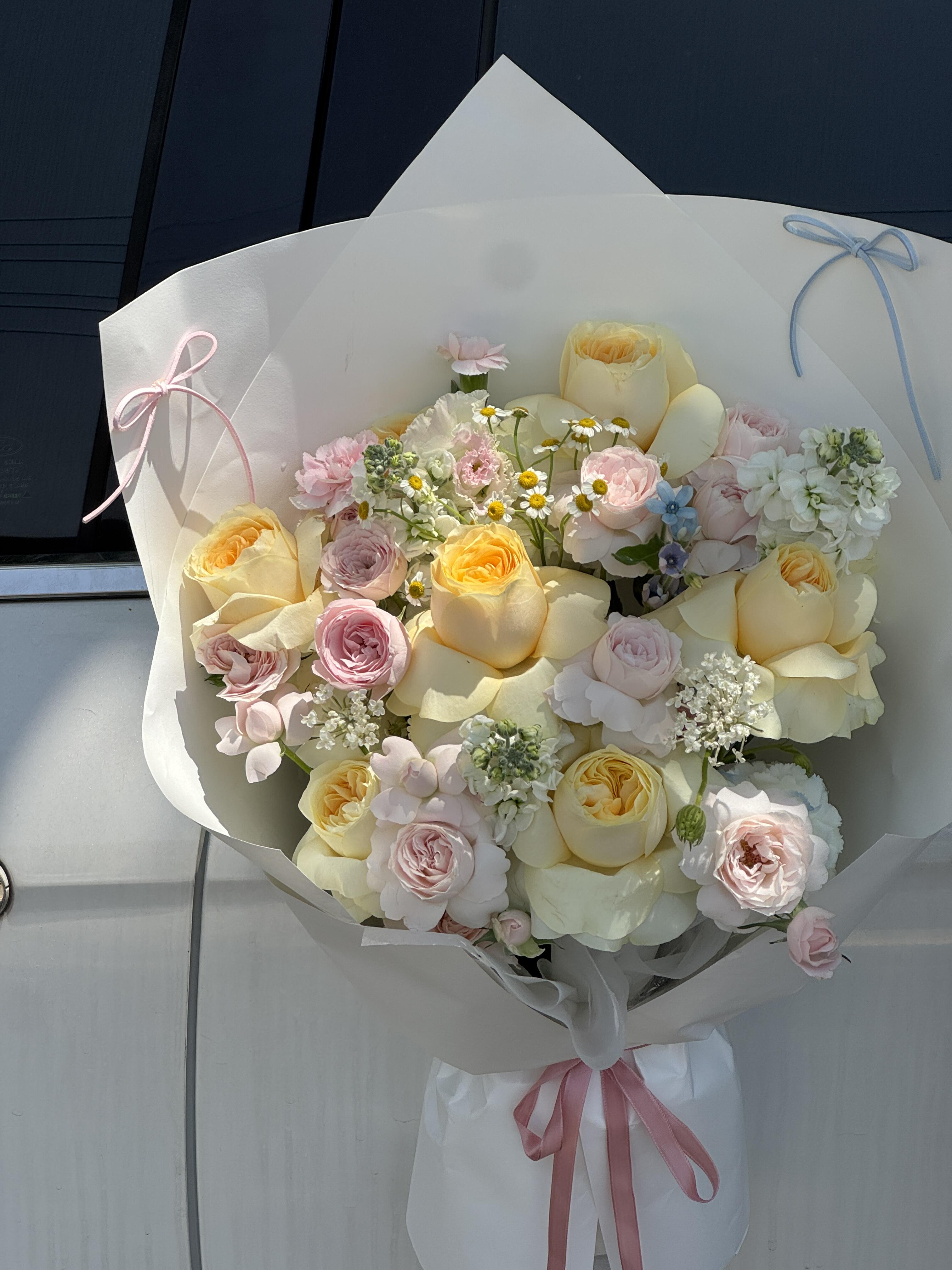 清新奶油杯花束💐💐 浪漫的年纪💛 不许活 配图3