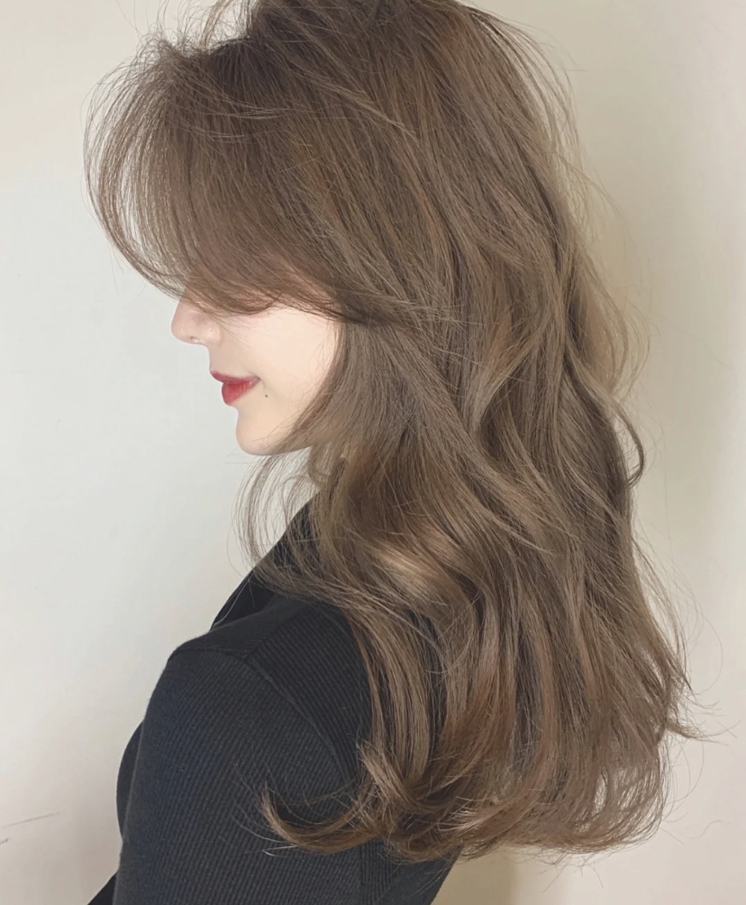 错把美发当成梦✂️ 售尽半生尽是泪 三餐