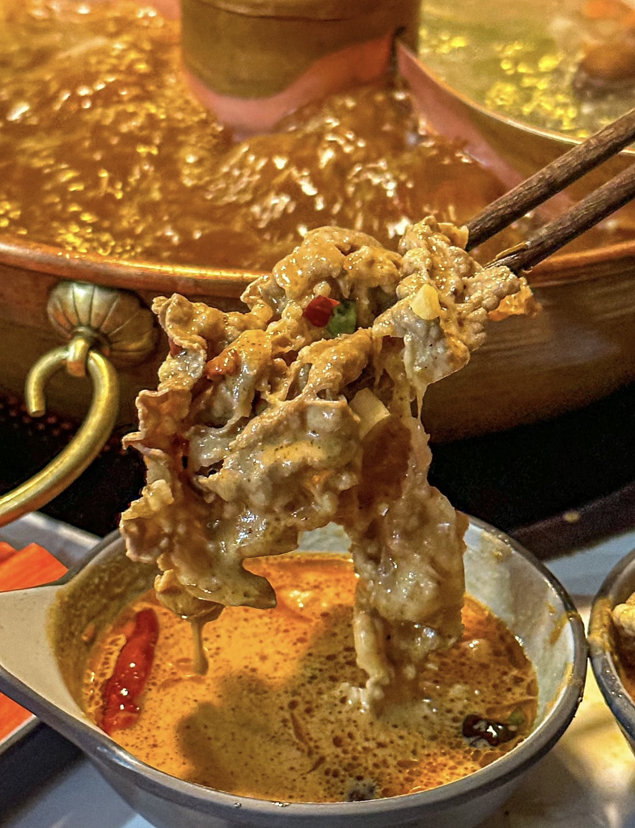 品味涮羊肉火锅的魅力！鲜嫩羊肉薄如纸，在 配图3