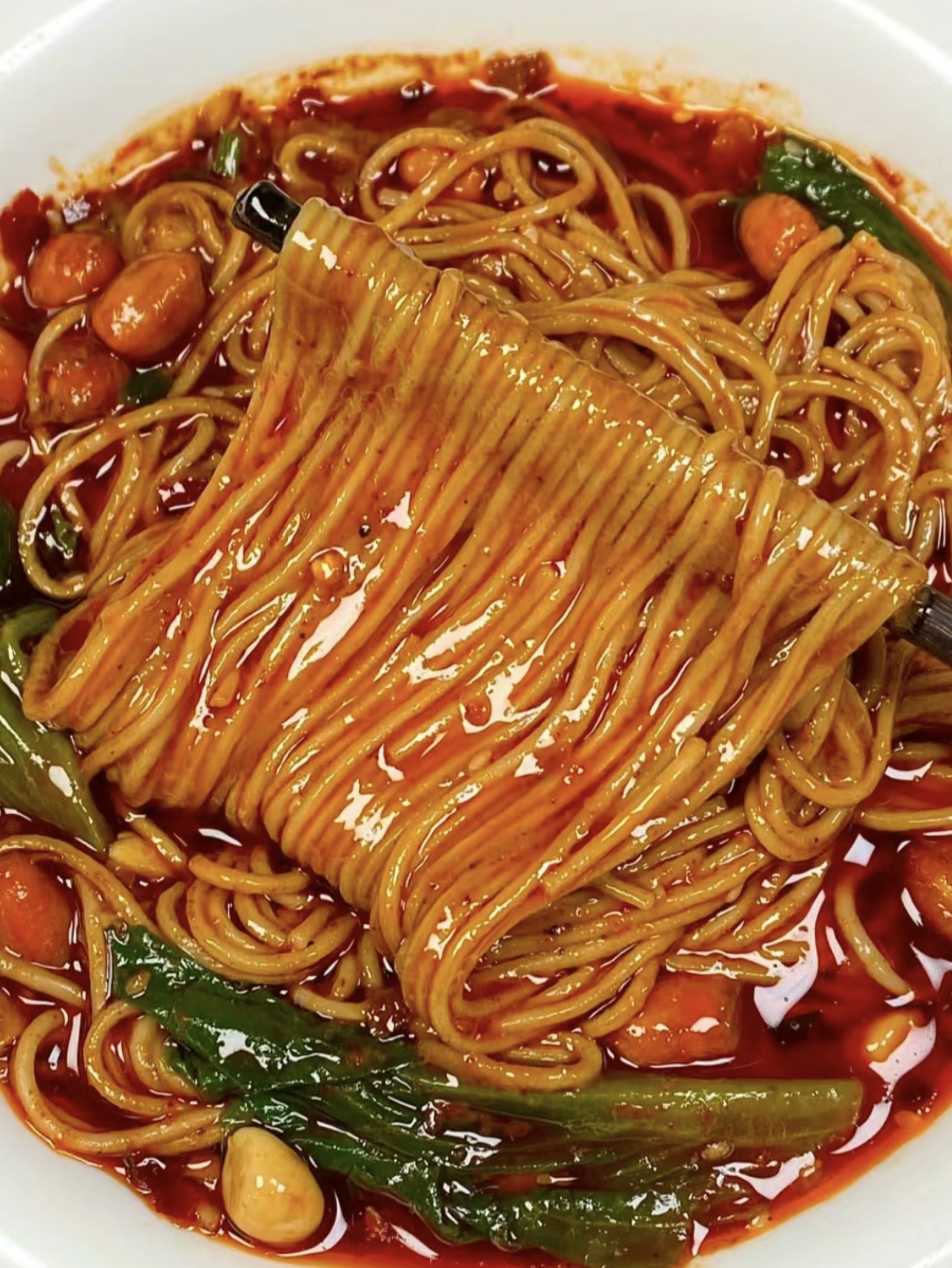 重庆小面，那火辣的热情，在每一根劲道的面 配图3