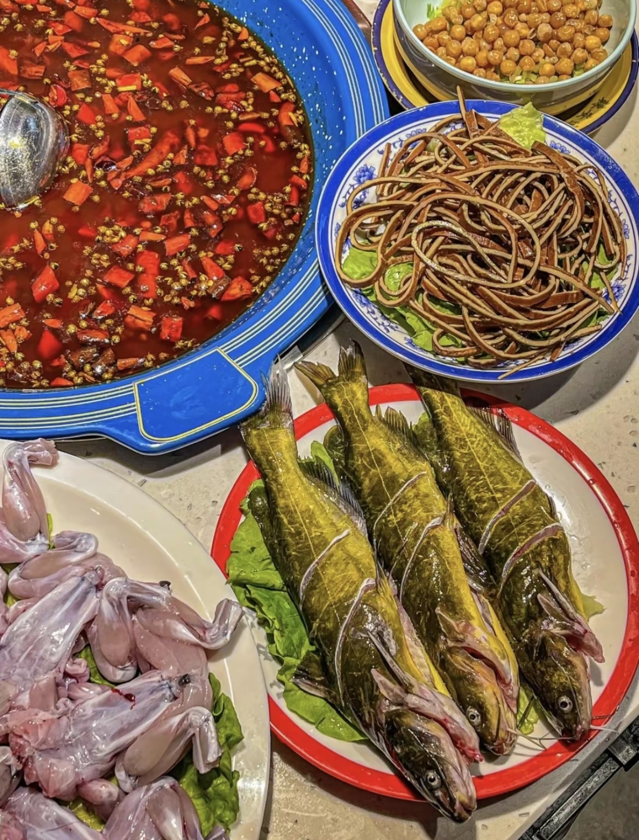美蛙火锅，独特的味道，无法抗拒的美味！美 配图2
