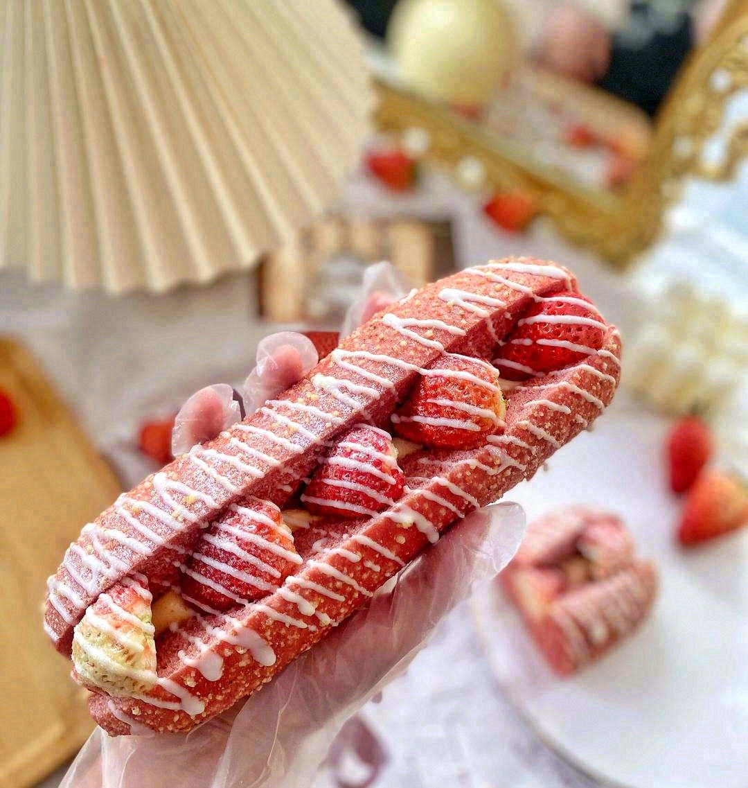 当面包遇上了草莓🍓，少女的粉撞上了鲜嫩的 配图2