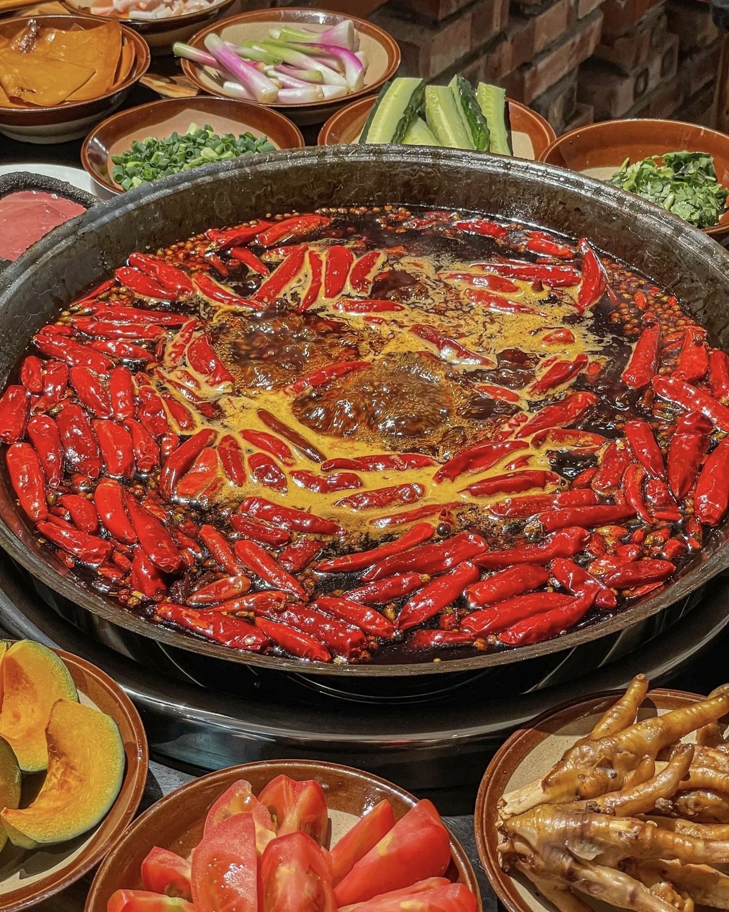 下班吃火锅 上班不背锅 有汤 有菜 美味 配图2