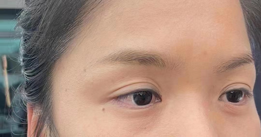女不可一日无妆 妆不可一日无眉 什么都可 配图1