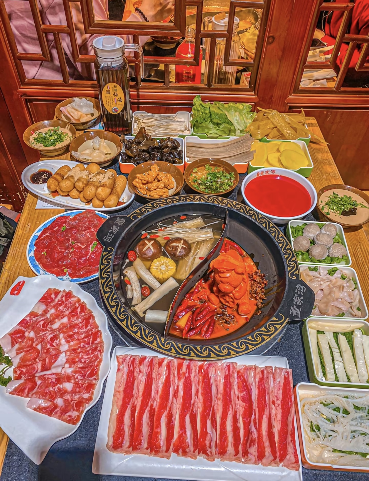 做火锅能征服人心的一定不是价格而是品质， 配图1