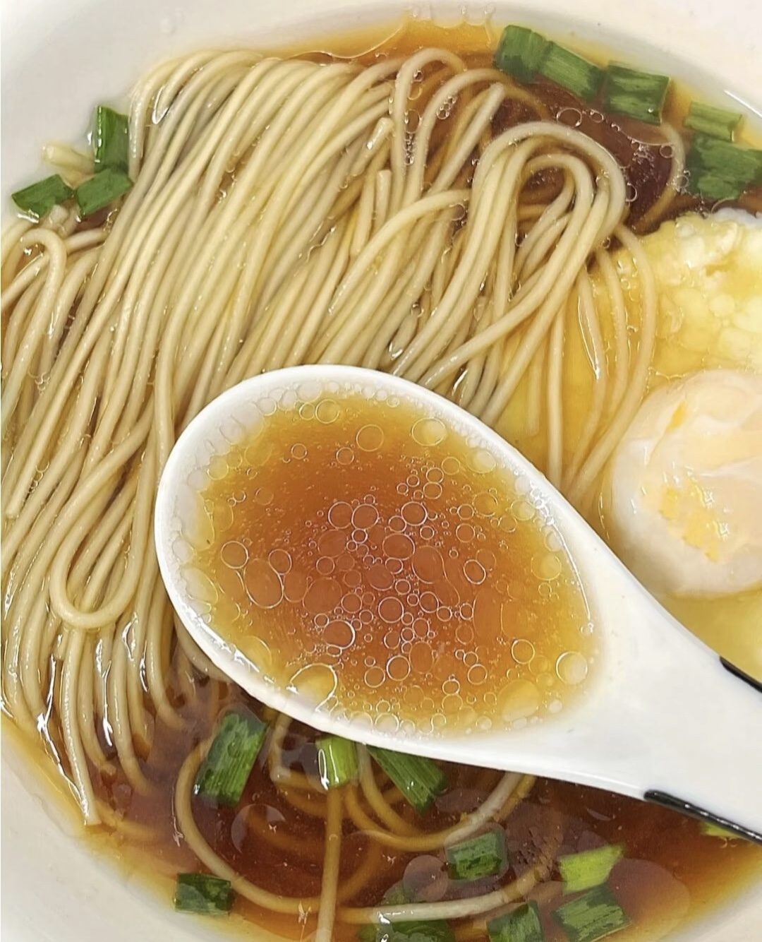 别看是简简单单的清汤面，真的很鲜啊? 尤 配图1