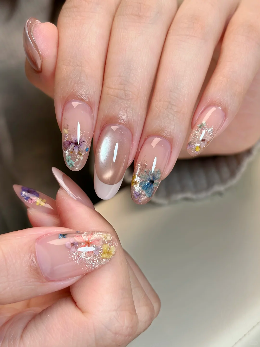 干花猫眼美甲💅 带着指尖这抹迷人 与盛开