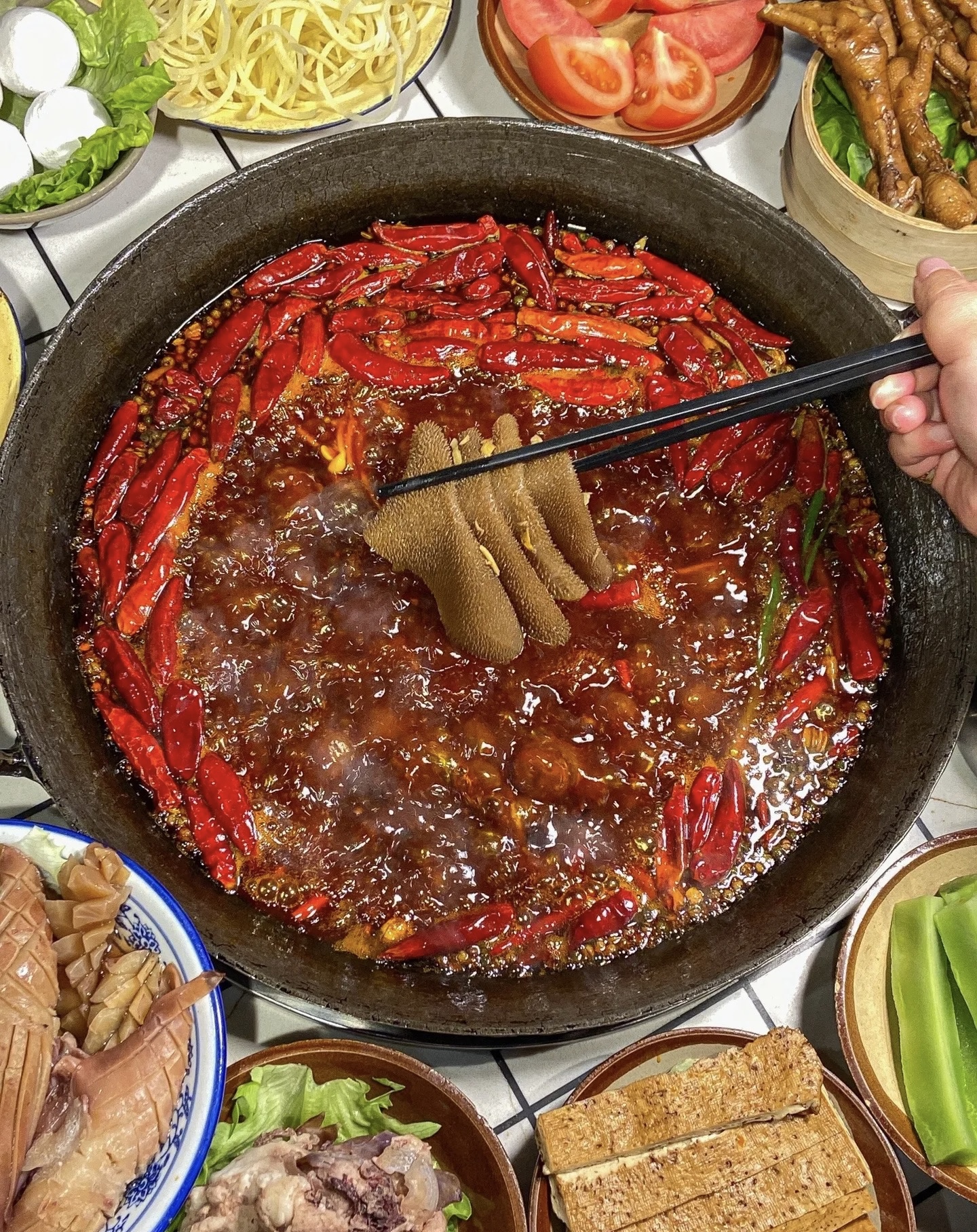 美味不分四季，火锅不分你我。我们的火锅店 配图1