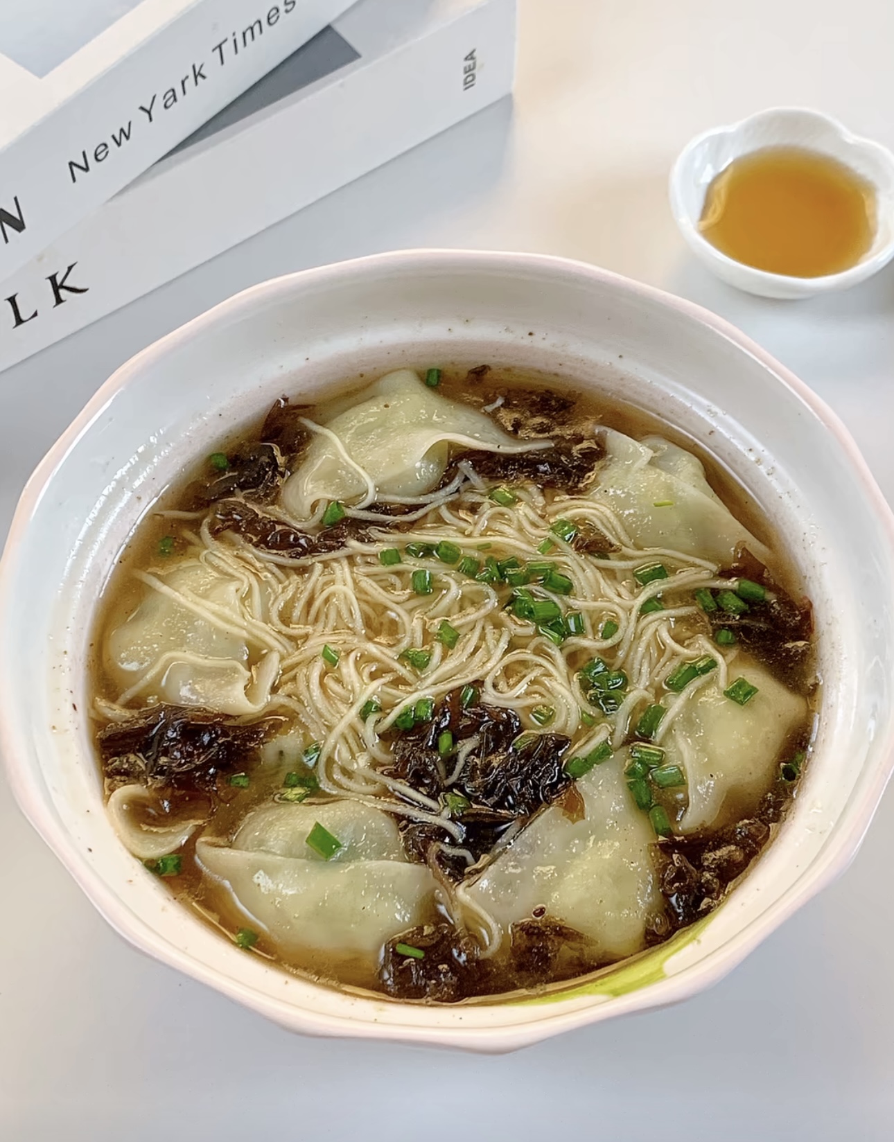 有没有一种满足，来自一碗面，人间烟火气， 配图1