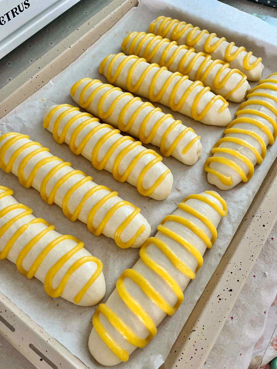 👆这款胖嘟嘟软fufu的经典毛毛虫面包🥖 配图1