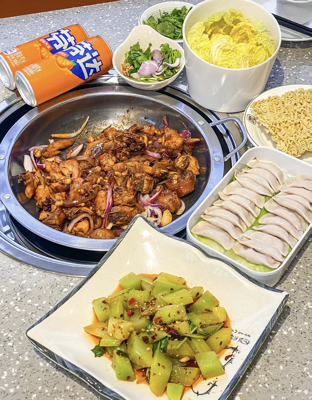 干锅鸡，一道让人垂涎欲滴的美食杰作！金黄 配图1