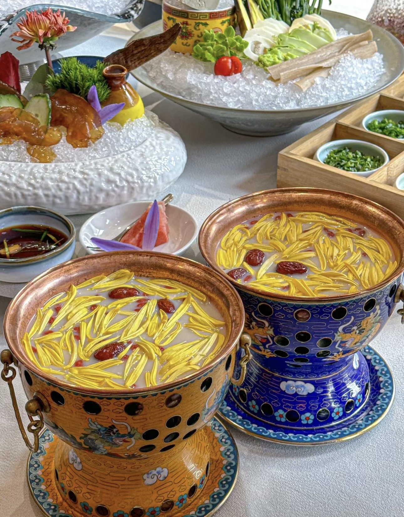 在厦天的这个特别的日子里，来一场菊花火锅 配图1
