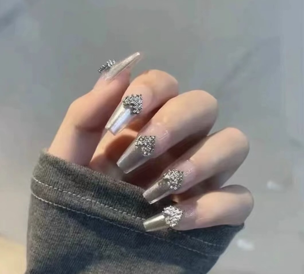 女人的自信 一半来自阅历和价值 一半来自 配图1