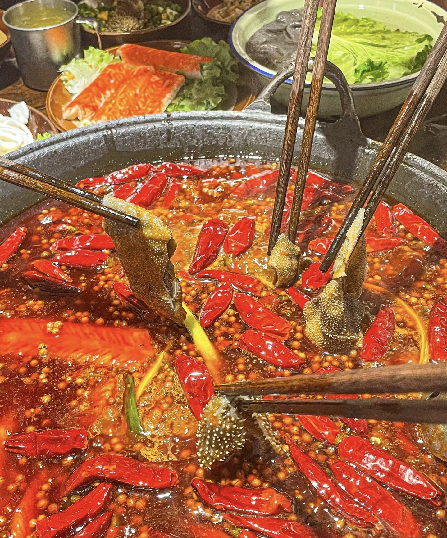 “在繁忙的生活中，与美食相伴，给自己一份 配图1