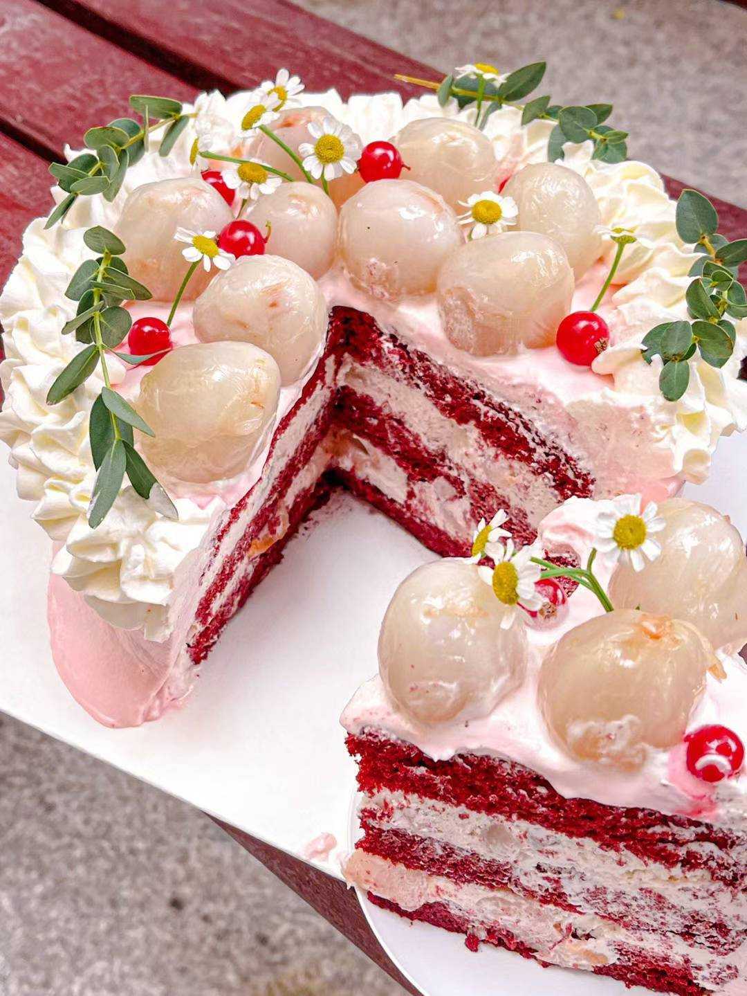 荔枝季不能错过的蛋糕🍰，让人心动的蛋糕呀 配图1