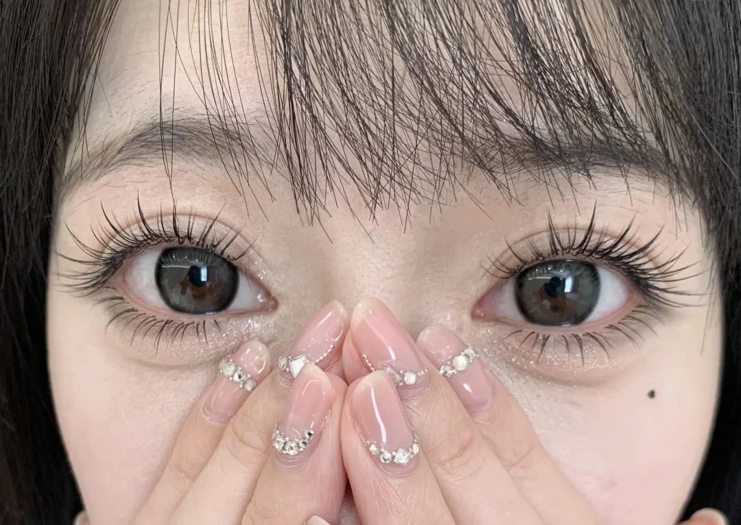 收到客户的返图啦~ 好看的婴儿弯睫毛 不