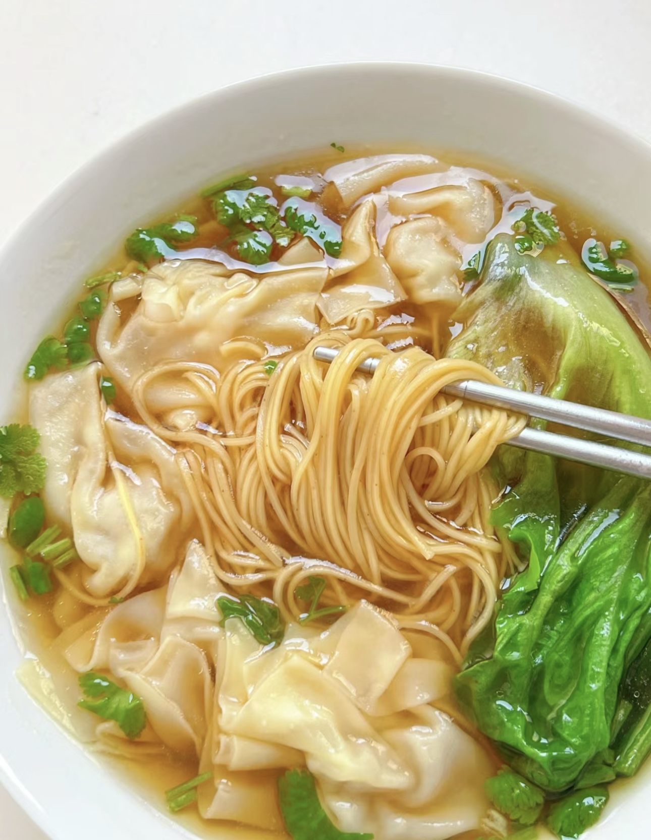 😜宝子们，快来尝尝超赞的云吞面啦😜！🍜面 配图1