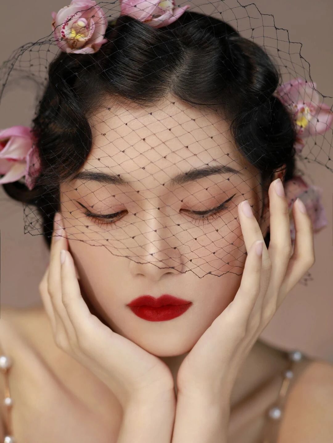 果然美是一种轮回 高级感轻复古造型 浓眉