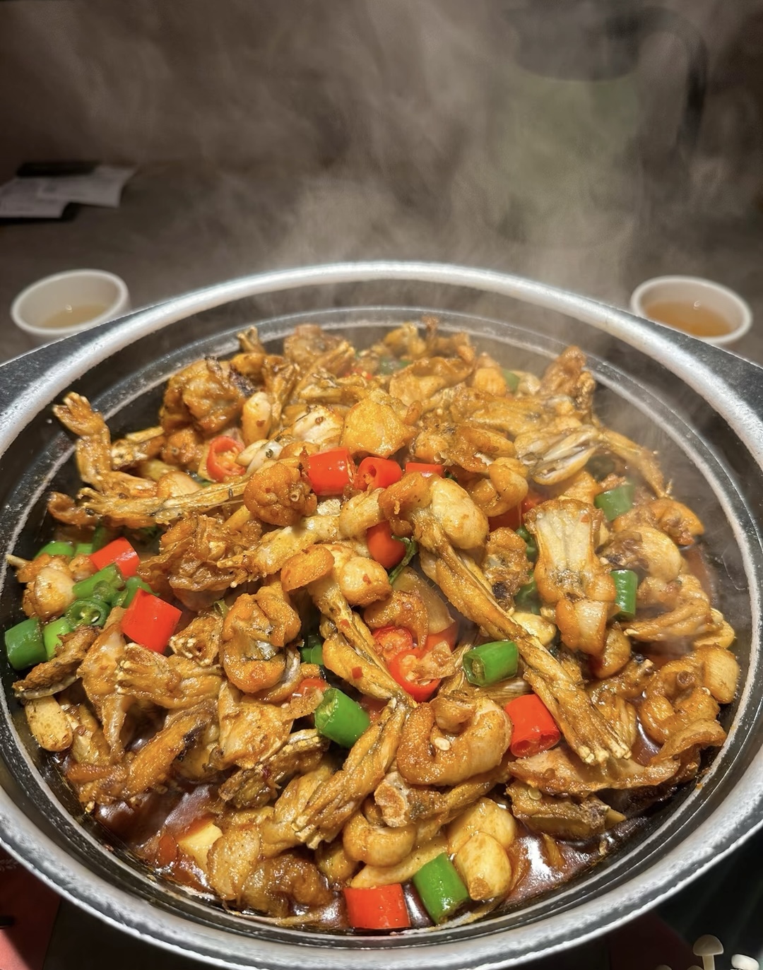 今天没有甜甜的文案，只有香喷喷的田鸡～  配图1