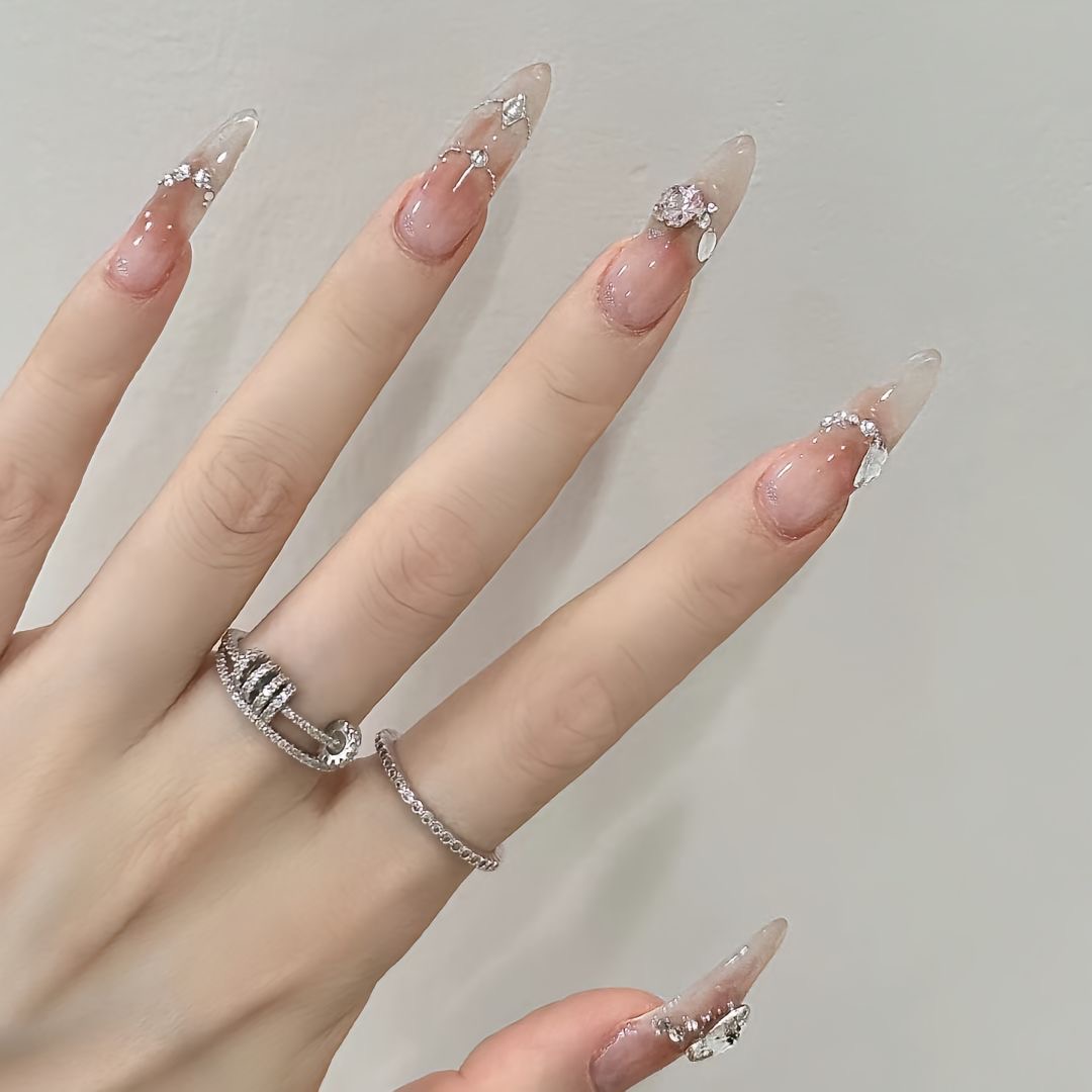 ⠀˚₊‧✩🎀 M͡ei͡ j͡ia 🎀✩ 配图2