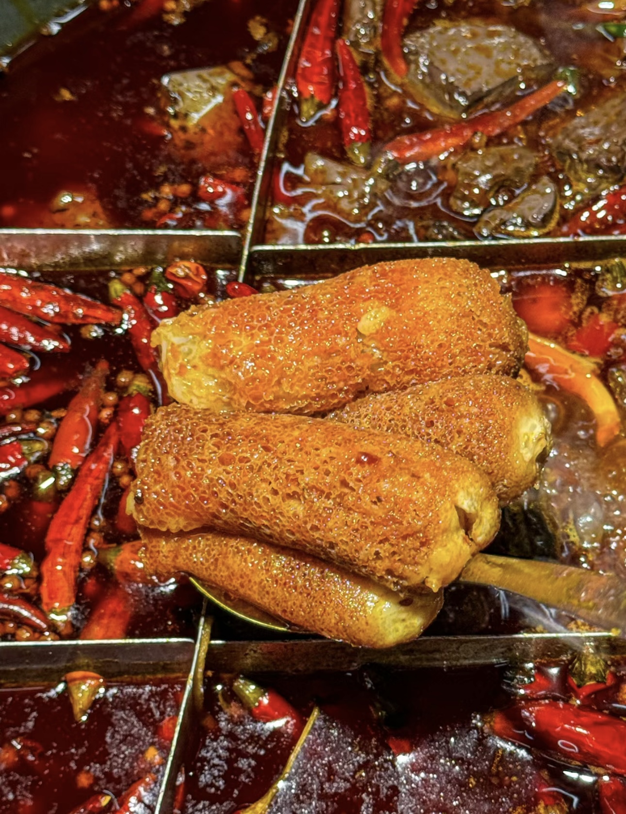 🌶️🍲麻辣鲜香的锅底，让你的味蕾瞬间沸腾 配图2