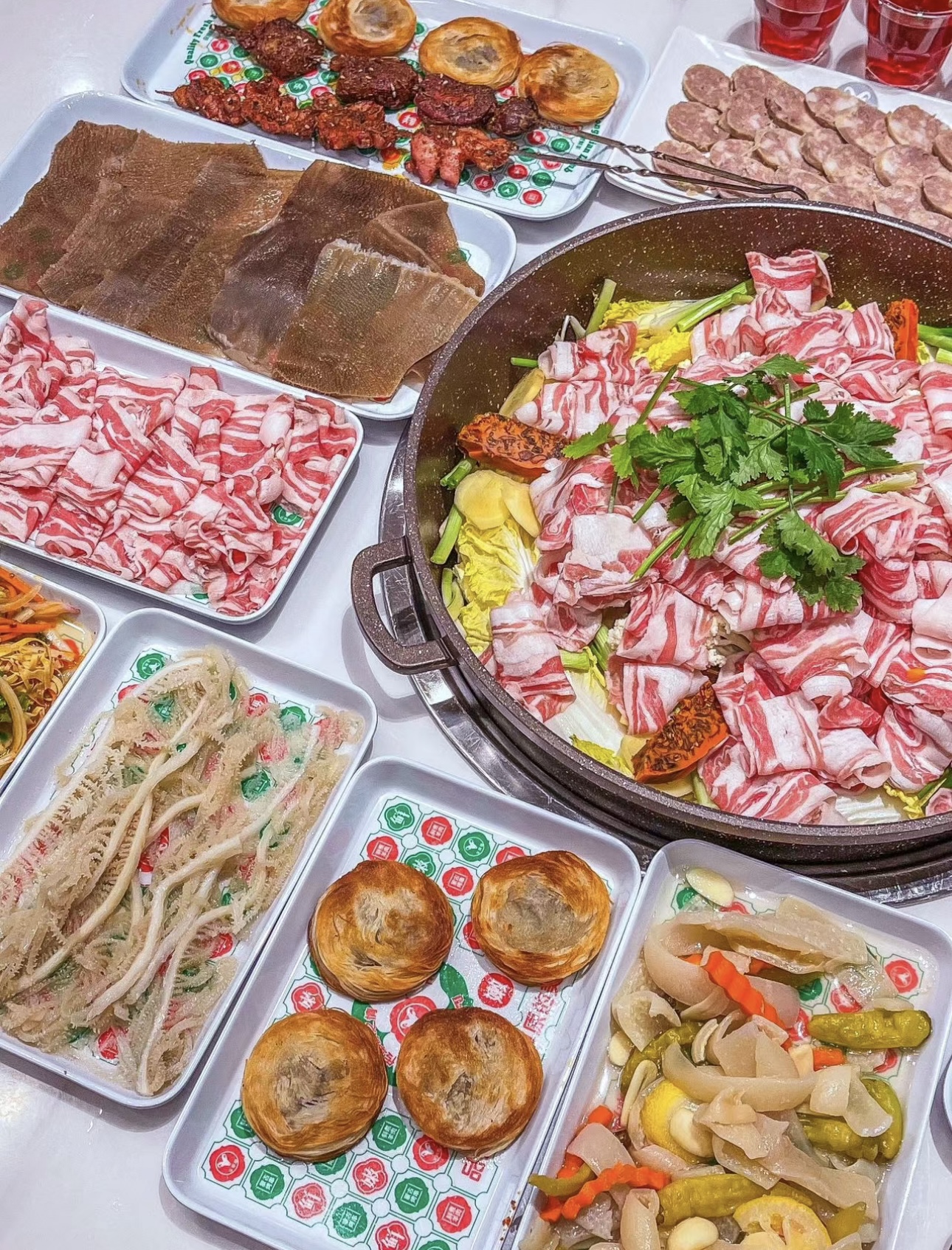 🥩新鲜的鲜蛤打底搭配配菜加入高品质的原切 配图3