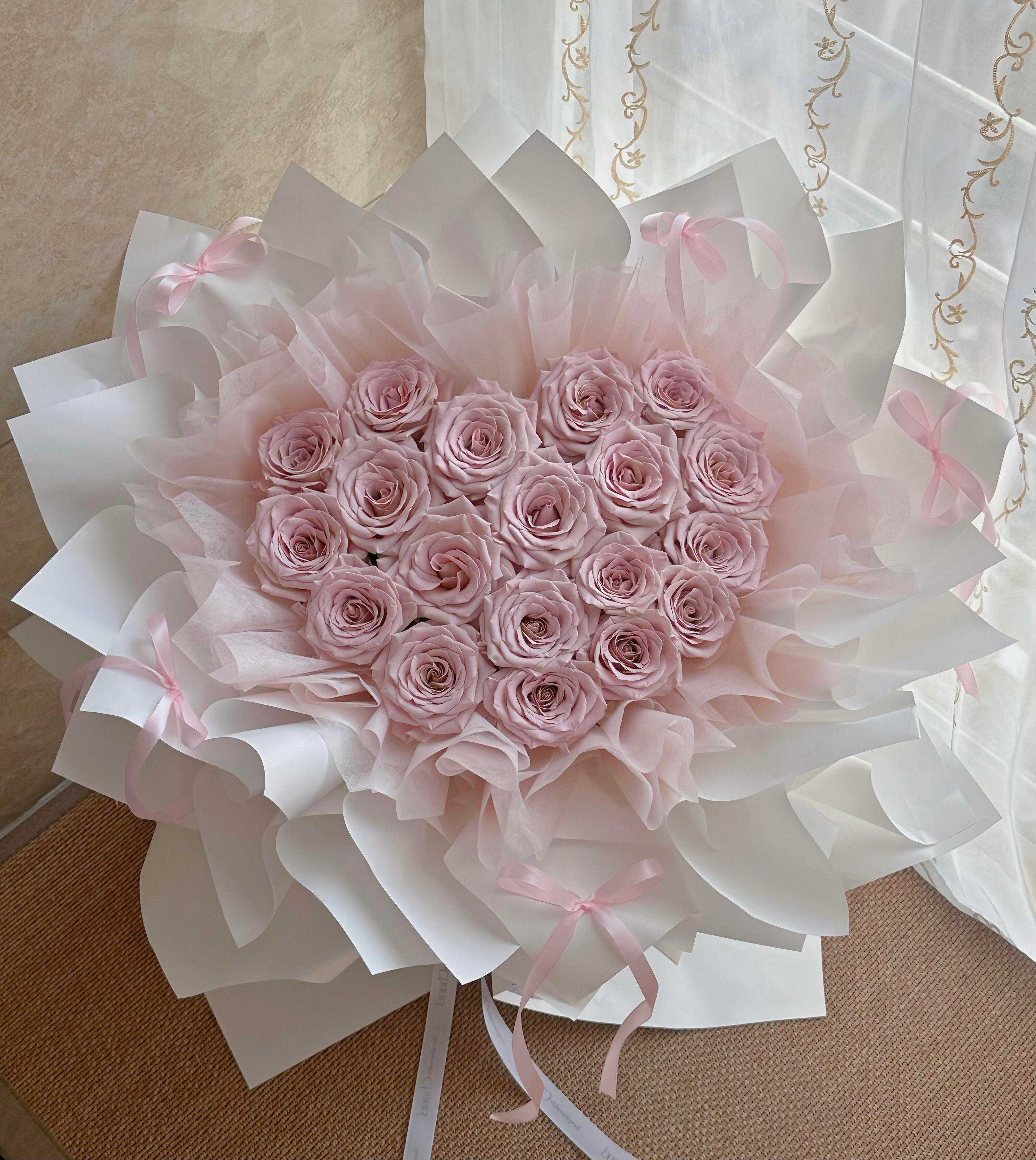 19代表着“从一而终，爱你到永久” 这束 配图2